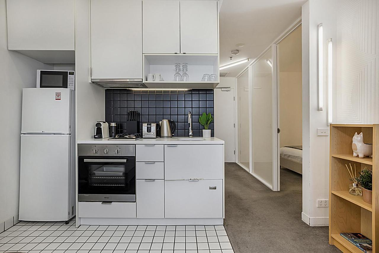 2-Bed Unit Metres From Cbd Malls, Dining & Sights Appartement Melbourne Buitenkant foto